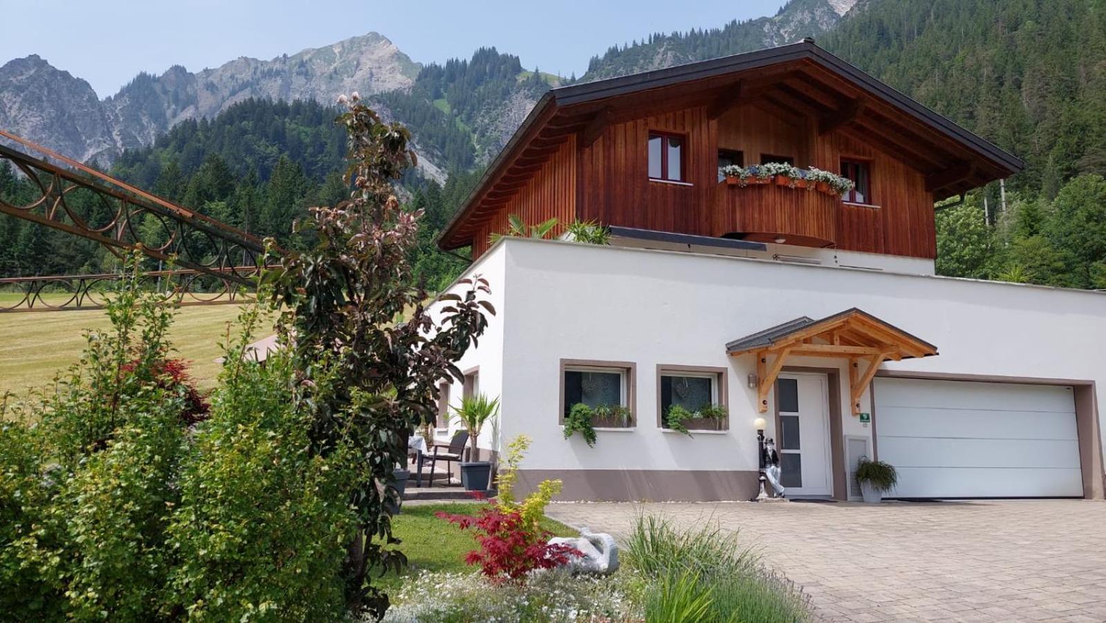 Haus Adrian Lejlighed Wald am Arlberg Værelse billede