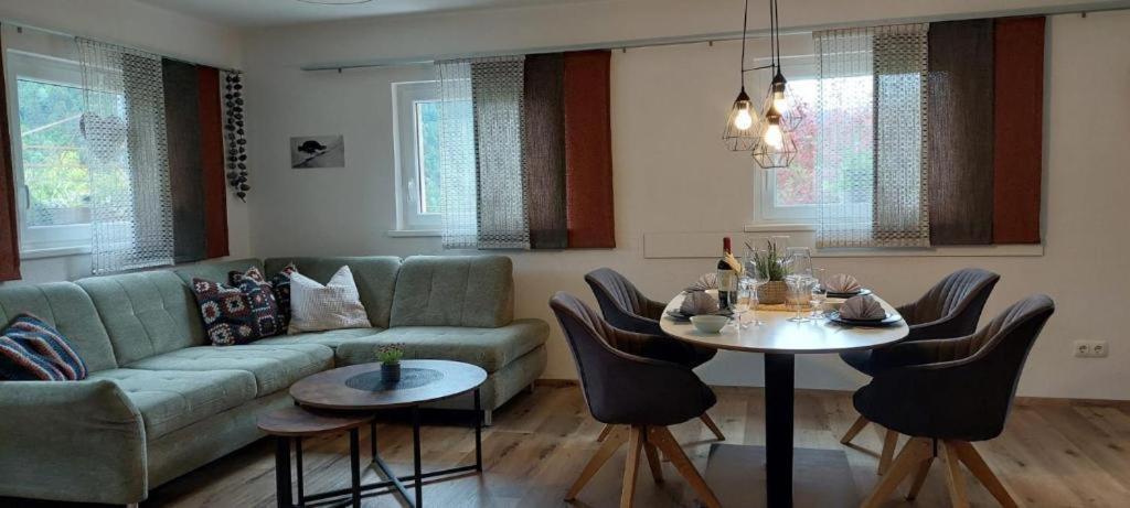 Haus Adrian Lejlighed Wald am Arlberg Eksteriør billede